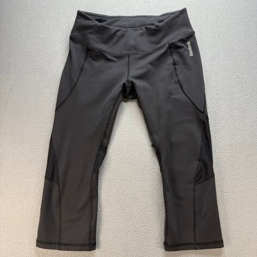 Reebok Leggings Capri Yoga Pants Athletic Slim M Black Mesh Insets Performance